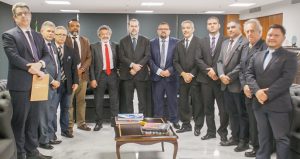 FINDECT se reúne com Ministro do STF para discutir decisão sobre o Acordo Coletivo
